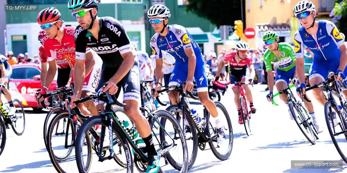 💻 高清直播,身临其境的观赛体验!